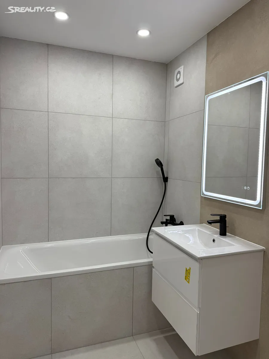 Prodej bytu 4+kk 65 m² - Więcej
