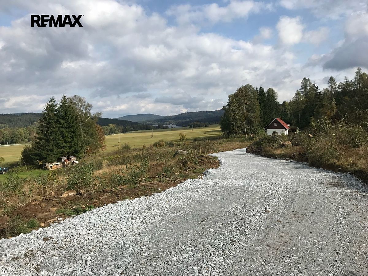 Prodej stavebního pozemku 2020 m² – fotografie 3