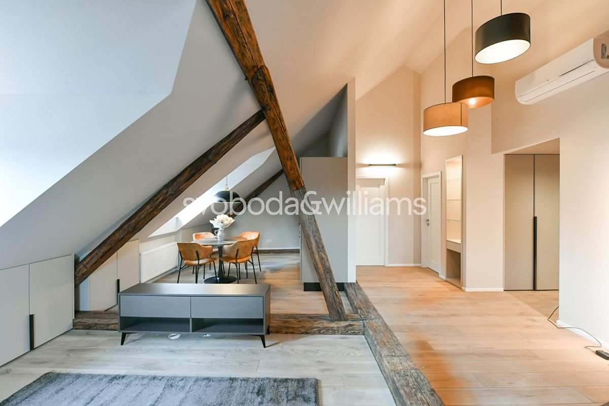 Pronájem bytu 2+kk 87 m²
