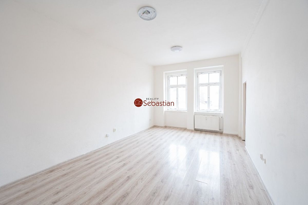 Pronájem bytu 3+1 68 m² – fotografie 2