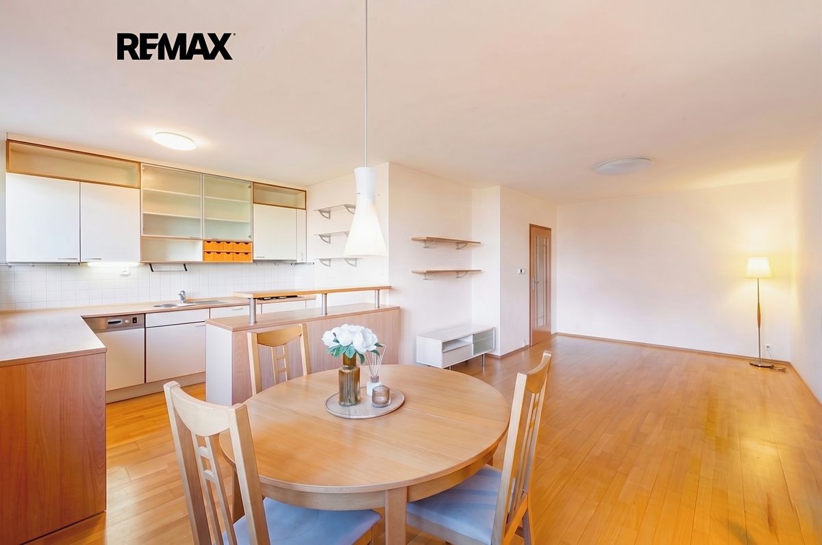 Pronájem bytu 3+kk 81 m²