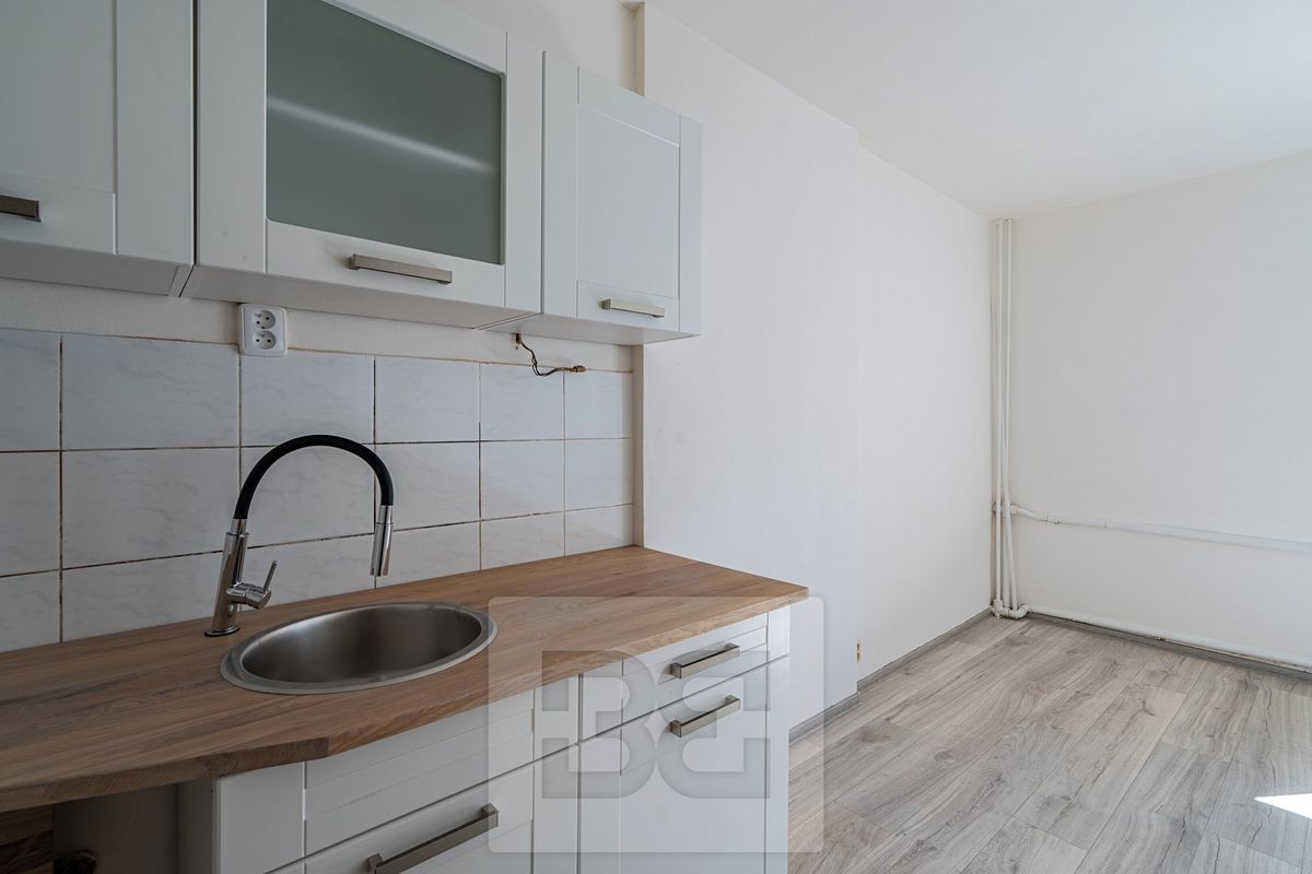 Pronájem bytu 1+kk 19 m²