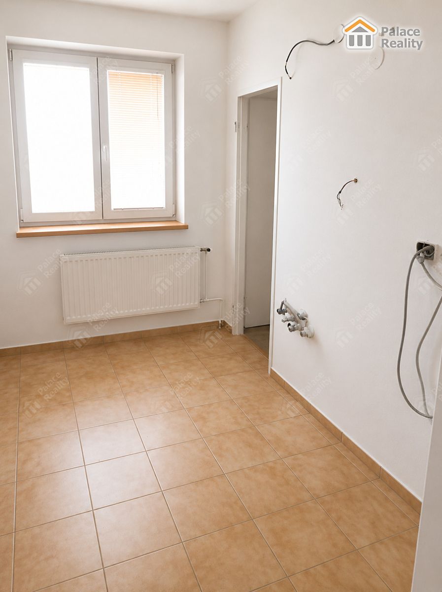 Prodej rodinného domu 150 m², pozemek 1118 m² – fotografie 4
