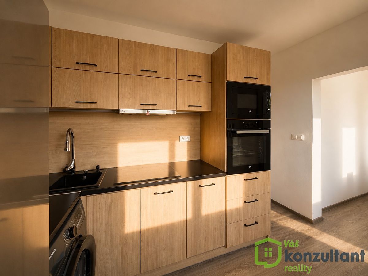 Pronájem bytu 3+1 65 m² – fotografie 2