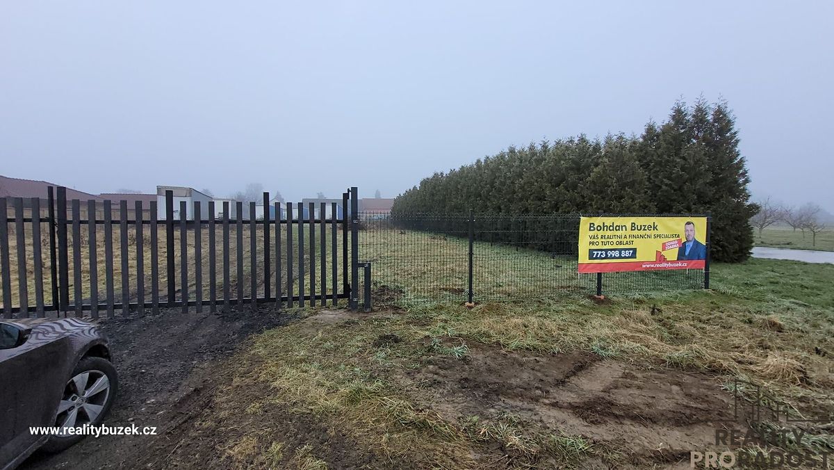 Pronájem stavebního pozemku 3546 m²