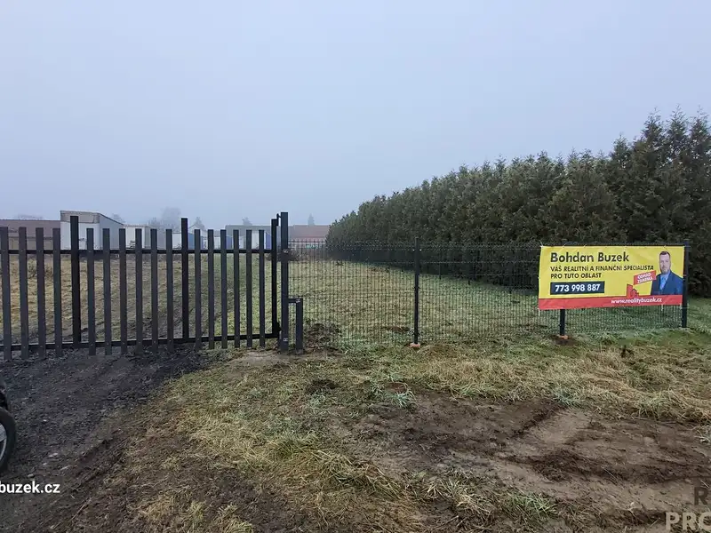 Pronájem stavebního pozemku 3546 m², Uničov – náhled fotky 1