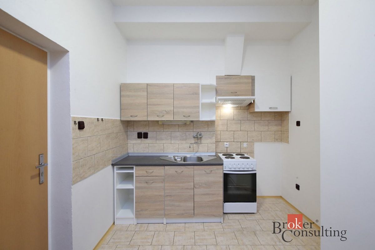 Prodej bytu 1+kk 28 m² – fotografie 2