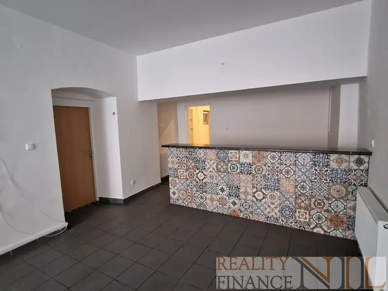 Pronájem obchodního prostoru 79 m², Dobřany – náhled fotky 3