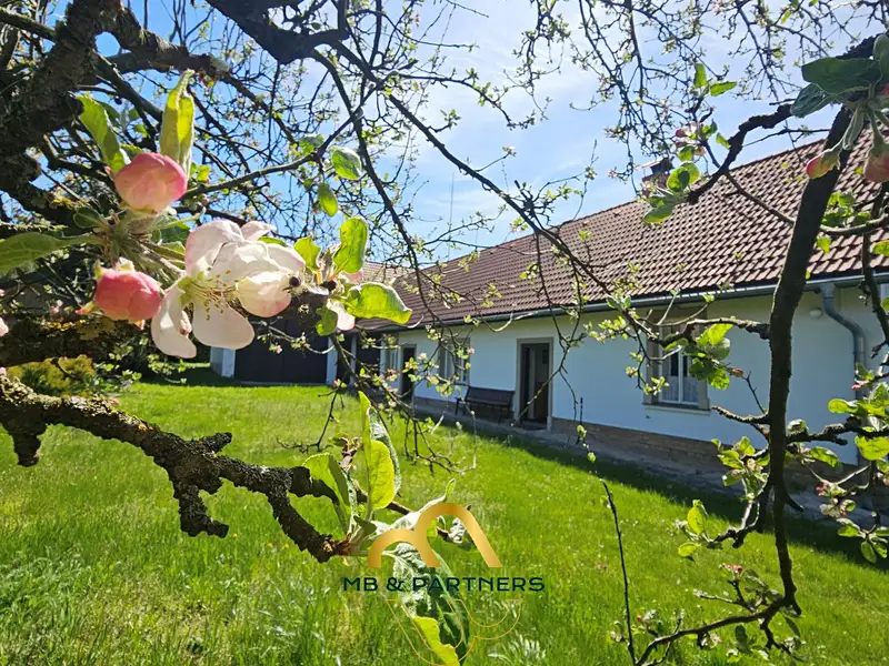 Prodej rodinného domu 72 m², pozemek 1000 m², Veliny – náhled fotky 1