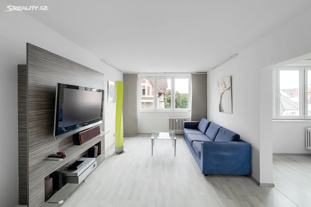 Pronájem bytu 3+1 70 m² - Widok 3