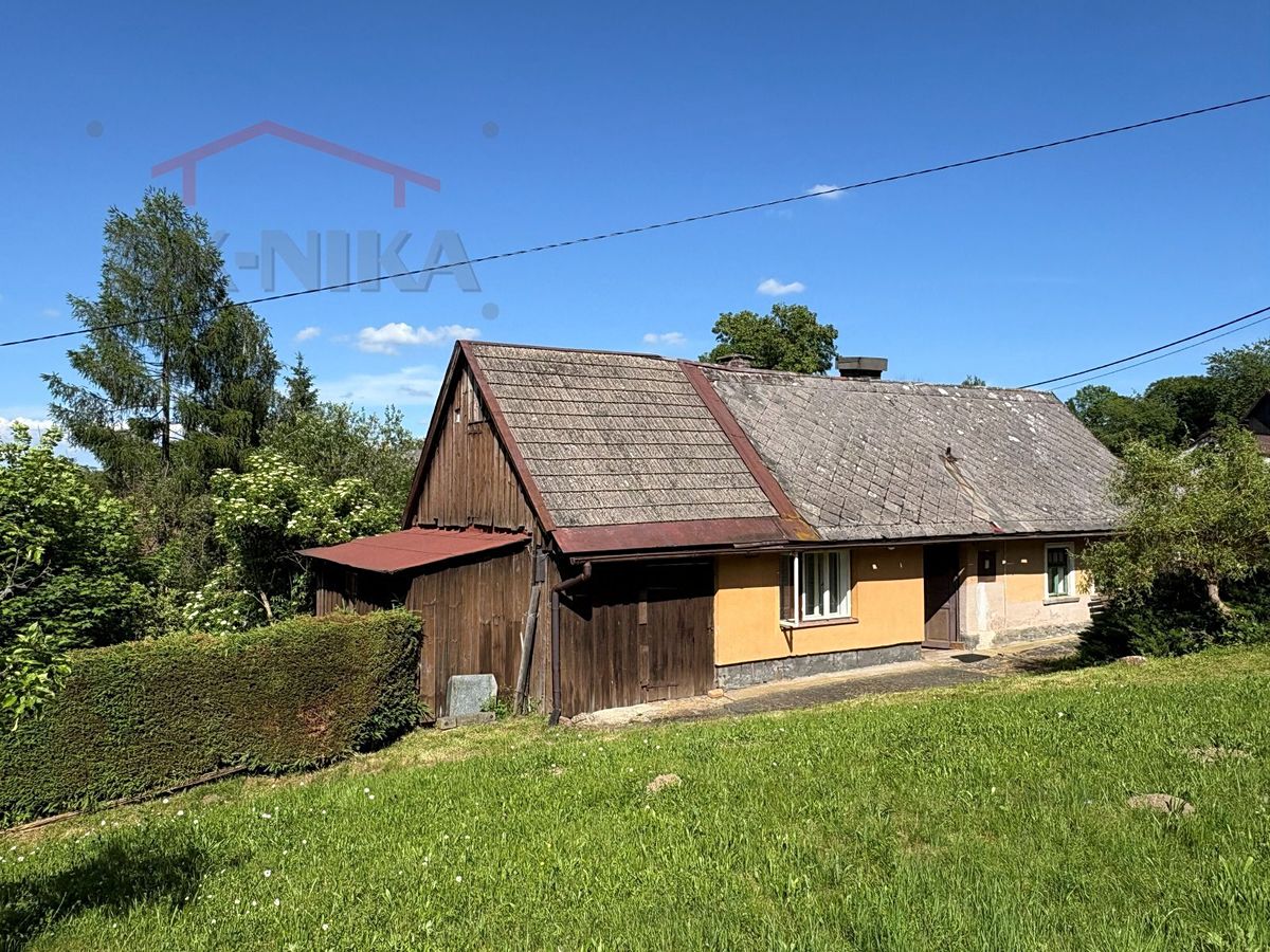 Prodej rodinného domu 90 m², pozemek 887 m²