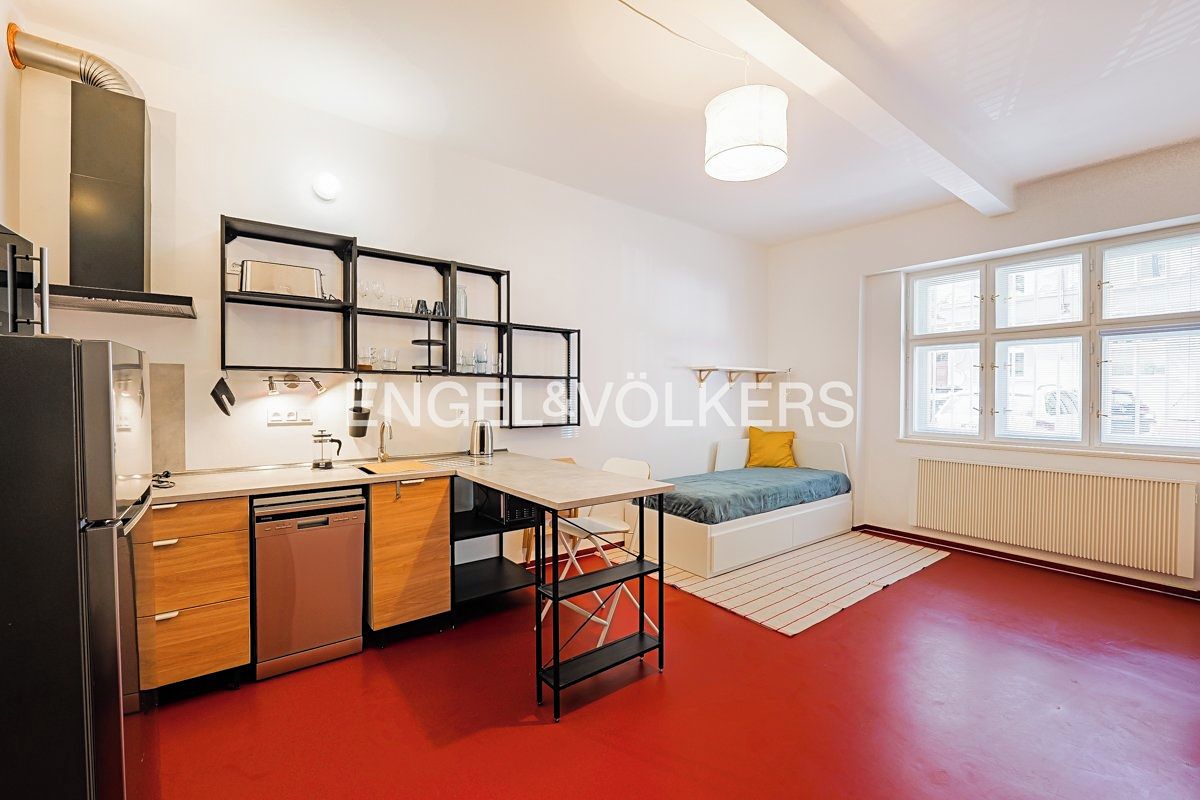 Pronájem bytu 1+kk 30 m²