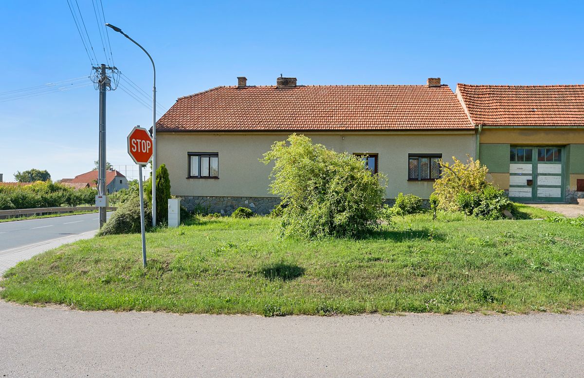 Prodej rodinného domu 150 m², pozemek 723 m² – fotografie 4