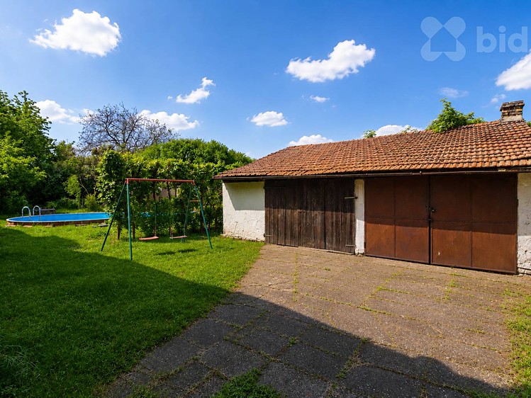 Комерційне приміщення на продаж, 250 м² (23 з 27)