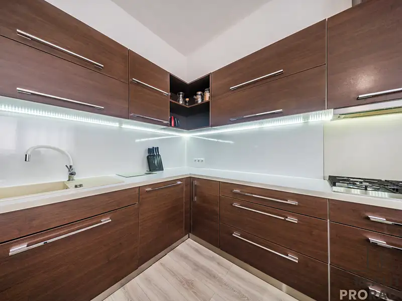 Prodej vícegeneračního domu 242 m², pozemek 430 m², Hodonín – náhled fotky 2