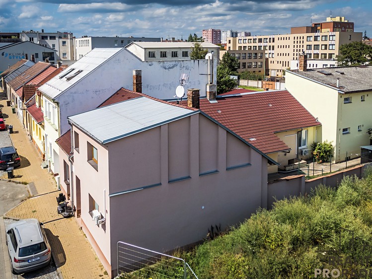 Будинок на продаж, 242 м² (40 з 41)