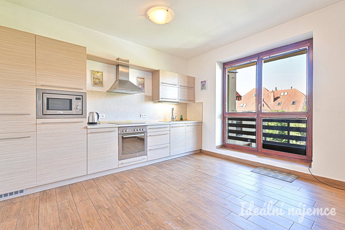 Pronájem bytu 2+kk 33 m²