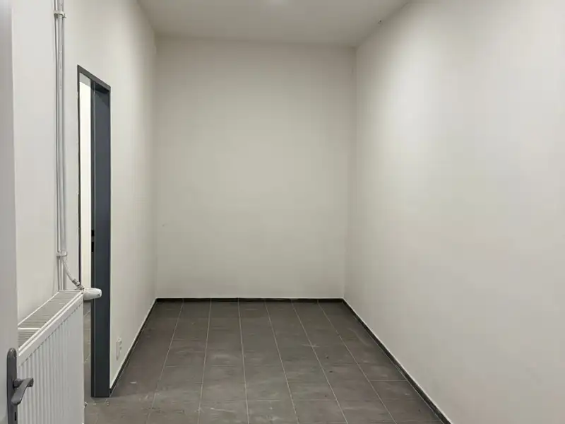Pronájem výrobní haly, prostoru 385 m², Liberec – náhled fotky 3