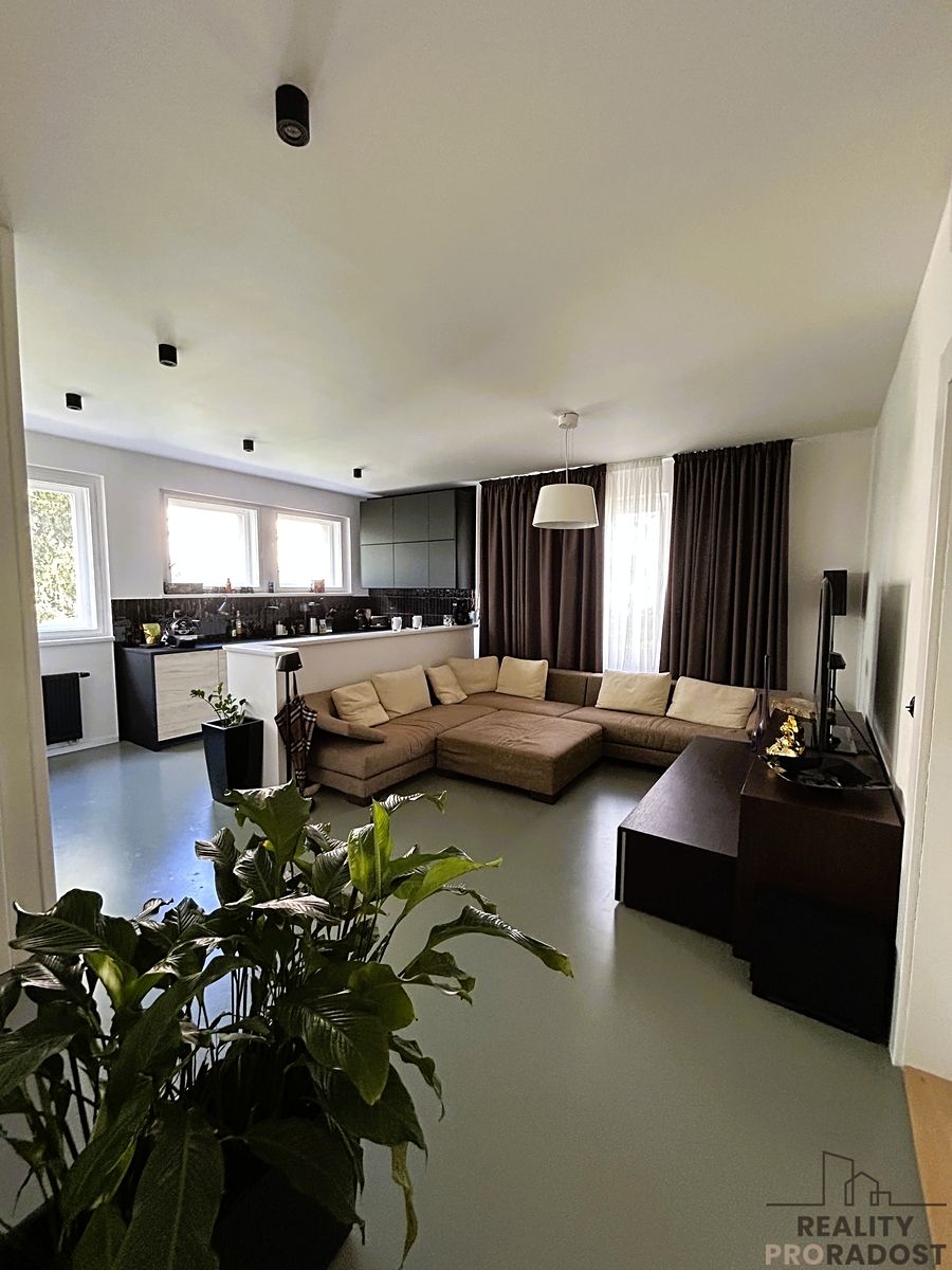Pronájem bytu 2+kk 58 m²