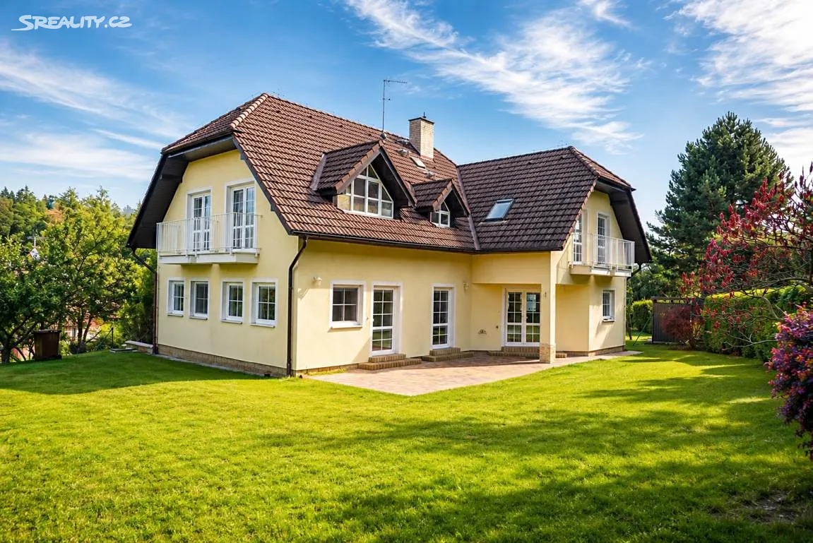 Pronájem rodinného domu 251 m², pozemek 1177 m² – pohled 2