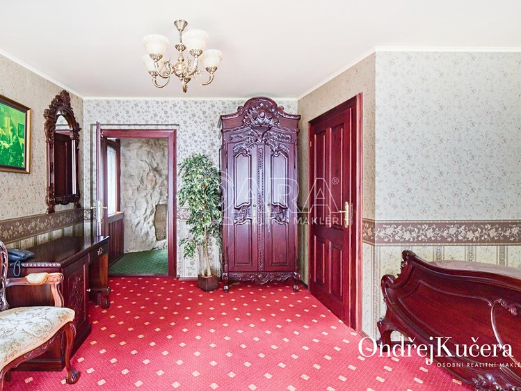 Prodej komerčního prostoru, 832 m² (47 z 60)