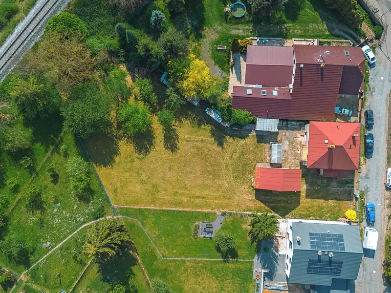 Prodej stavebního pozemku 1085 m², Úhřetice – náhled fotky 1