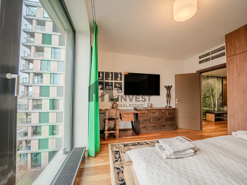 Pronájem bytu 2+kk 75 m², Praha – náhled fotky 2