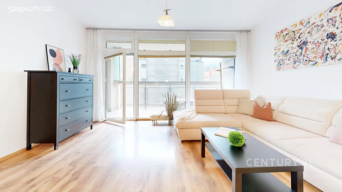 Pronájem bytu 3+kk 74 m² - Więcej