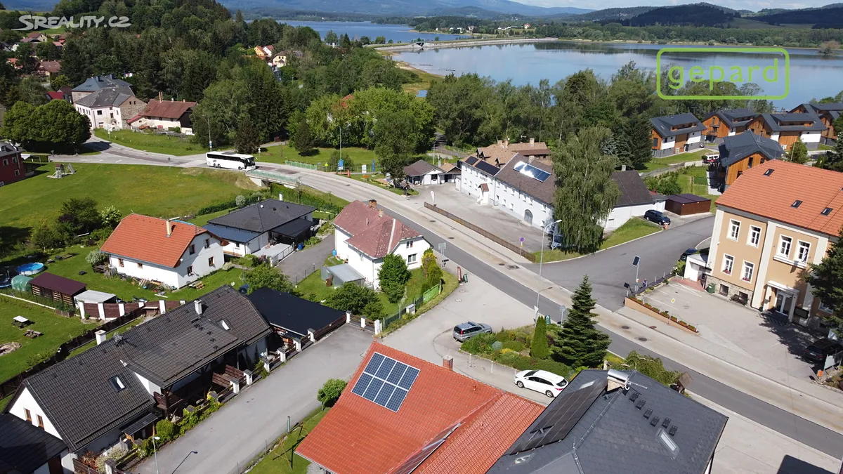 Prodej rodinného domu 190 m², pozemek 419 m² – pohled 2