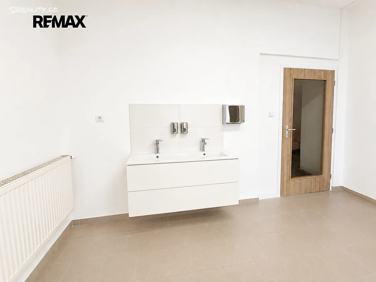 Pronájem ordinace 47 m² – pohled 5