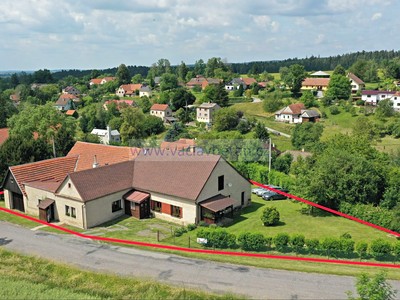 Prodej  rodinného domu 378 m², pozemek 1 656 m²