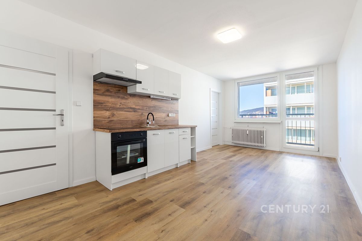 Pronájem bytu 2+kk 35 m² – fotografie 4