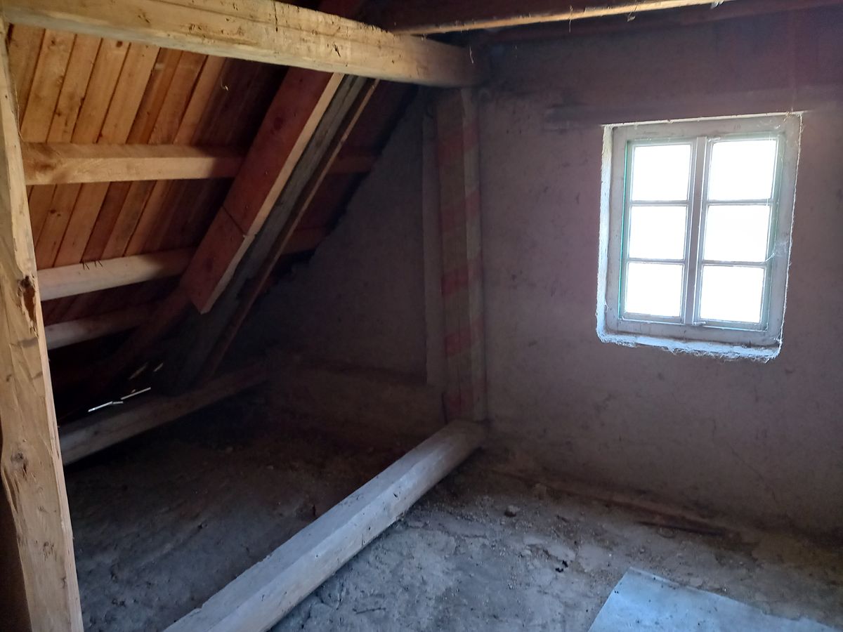 Prodej rodinného domu 254 m², pozemek 715 m² – fotografie 5
