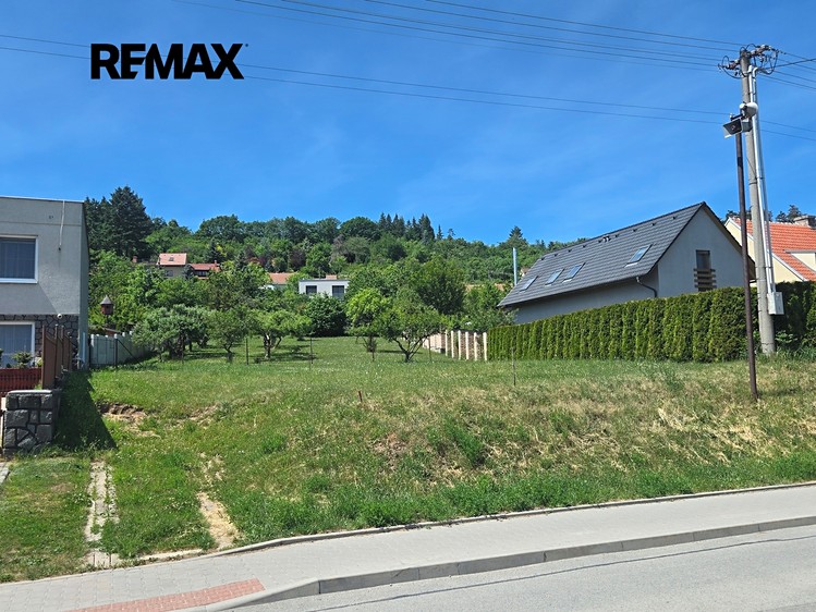 Grundstück zum Kauf, 1.368 m² (1 von 17)