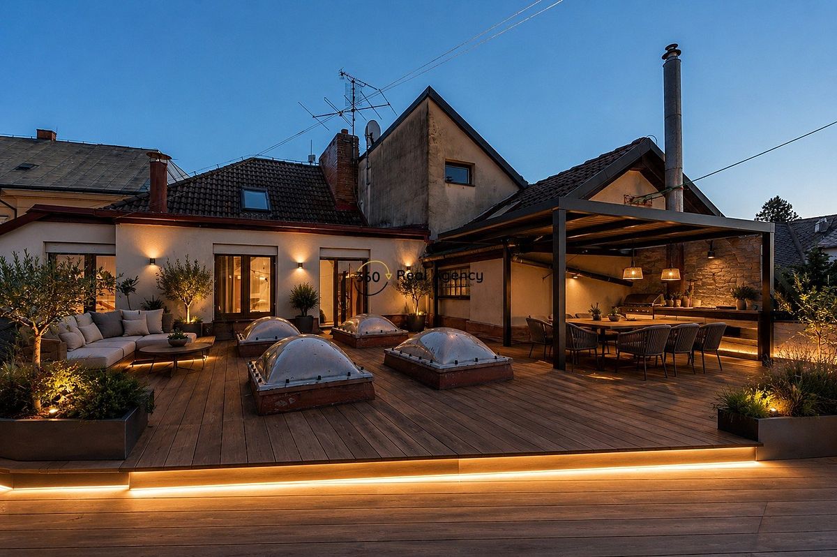 Prodej rodinného domu 390 m², pozemek 295 m² – fotografie 4