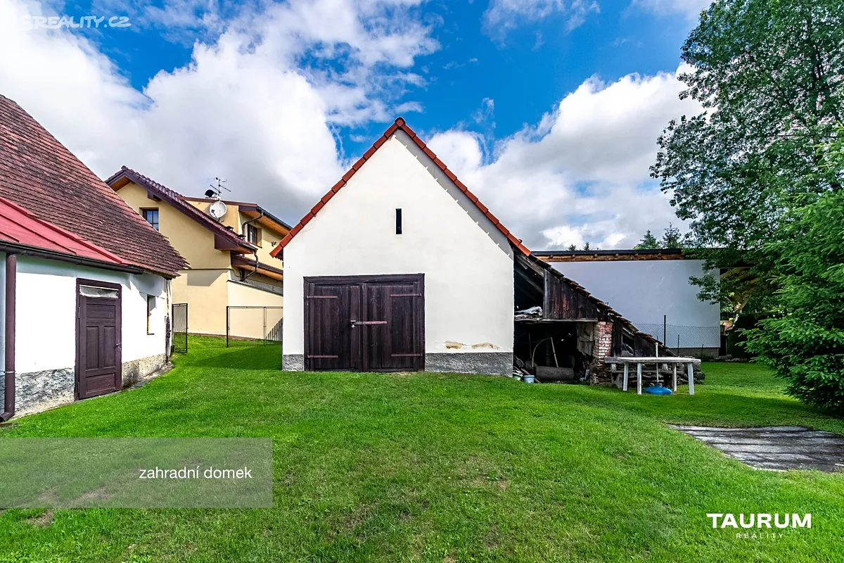 Prodej rodinného domu 108 m², pozemek 1745 m² – pohled 2
