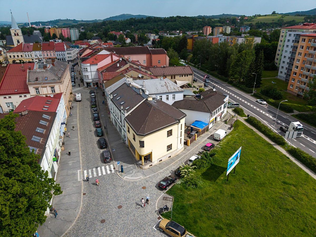 Prodej vily 300 m², pozemek 120 m² – fotografie 4