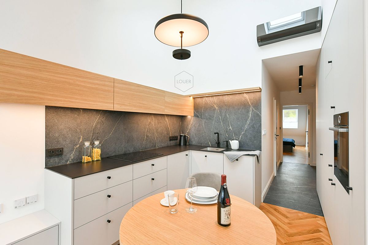Pronájem bytu 2+kk 43 m²