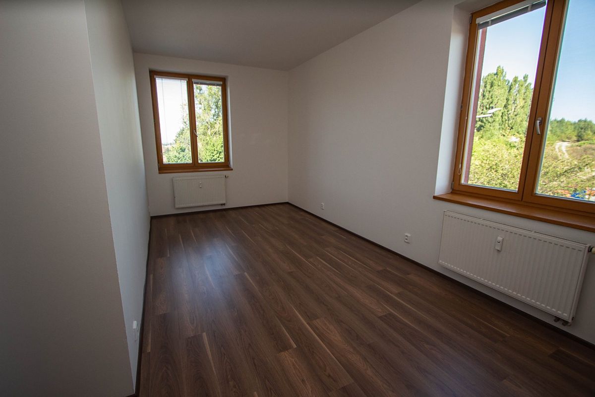 Pronájem bytu 2+kk 67 m² – fotografie 5