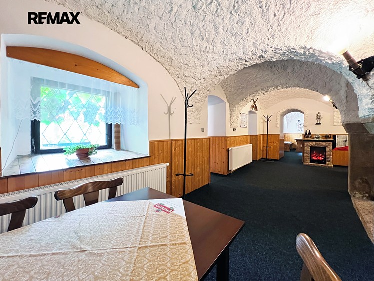 Комерційне приміщення на продаж, 510 м² (8 з 41)