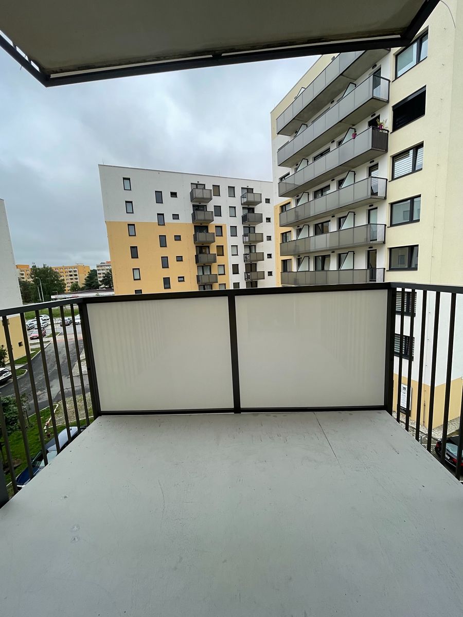 Pronájem bytu 1+kk 46 m² – fotografie 3