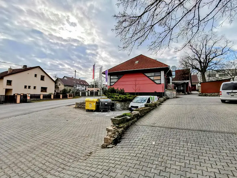 Prodej výrobní haly, prostoru 796 m², Jihlava – náhled fotky 2