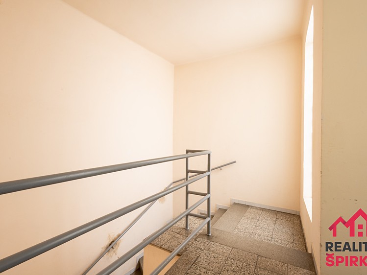 Комерційне приміщення на продаж, 422 м² (16 з 27)