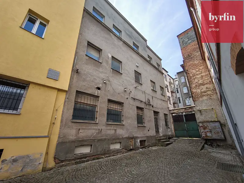 Prodej skladového prostoru 306 m², Opava – náhled fotky 1