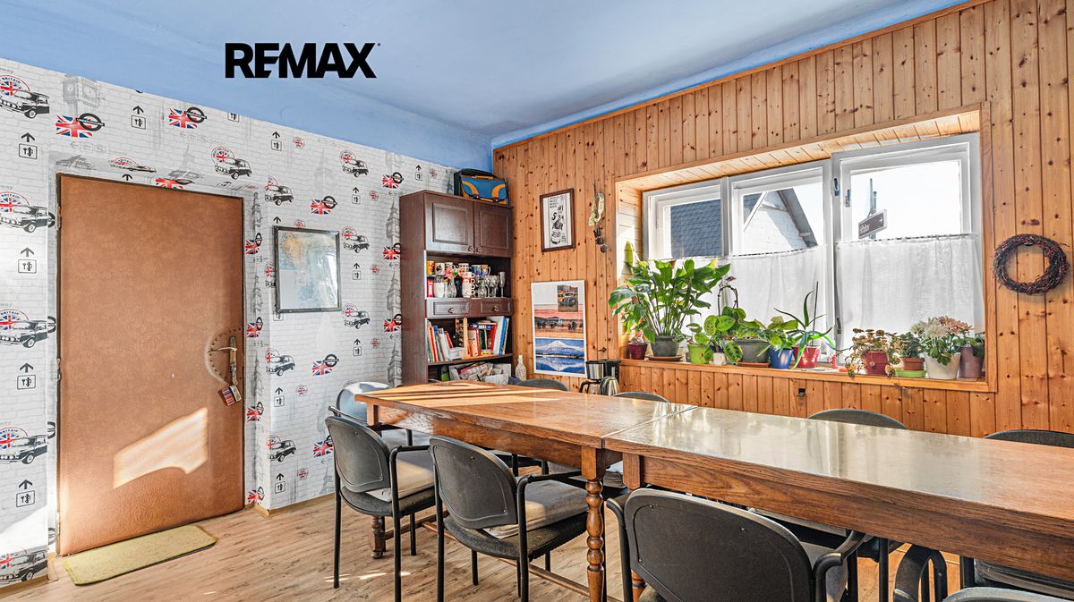 Prodej rodinného domu 382 m², pozemek 521 m² – fotografie 5