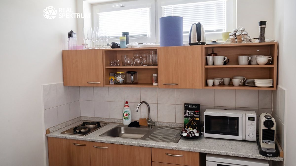 Pronájem kanceláře 118 m² – fotografie 4