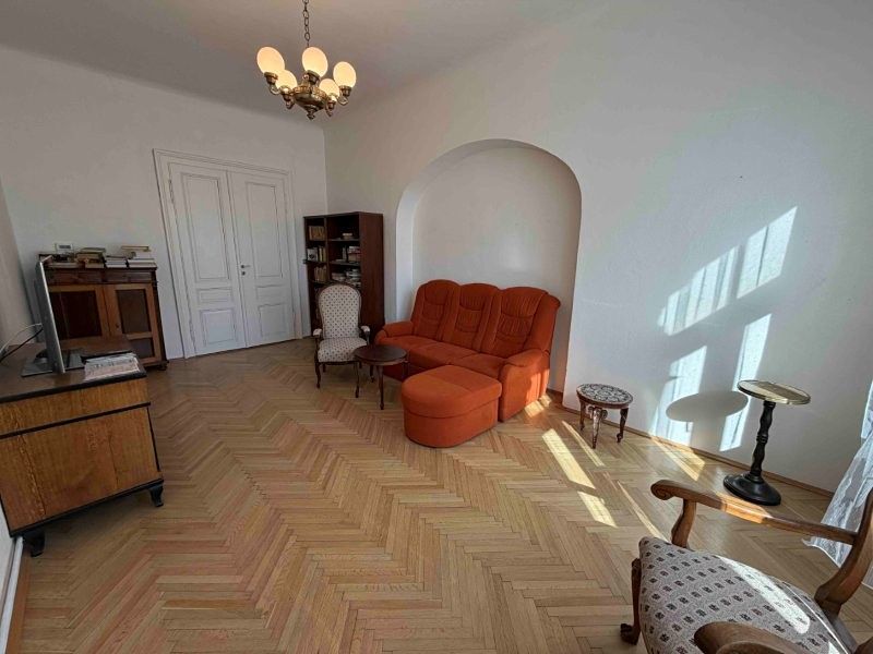 Pronájem bytu 2+1 67 m² – fotografie 2
