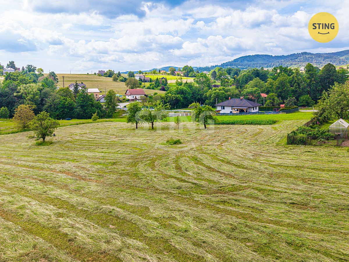 Prodej stavebního pozemku 1693 m² – fotografie 3