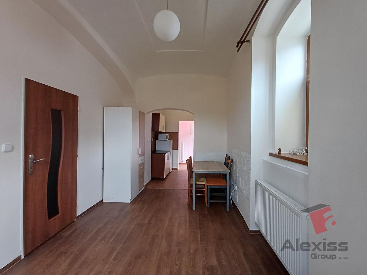 Pronájem bytu 2+kk 45 m²