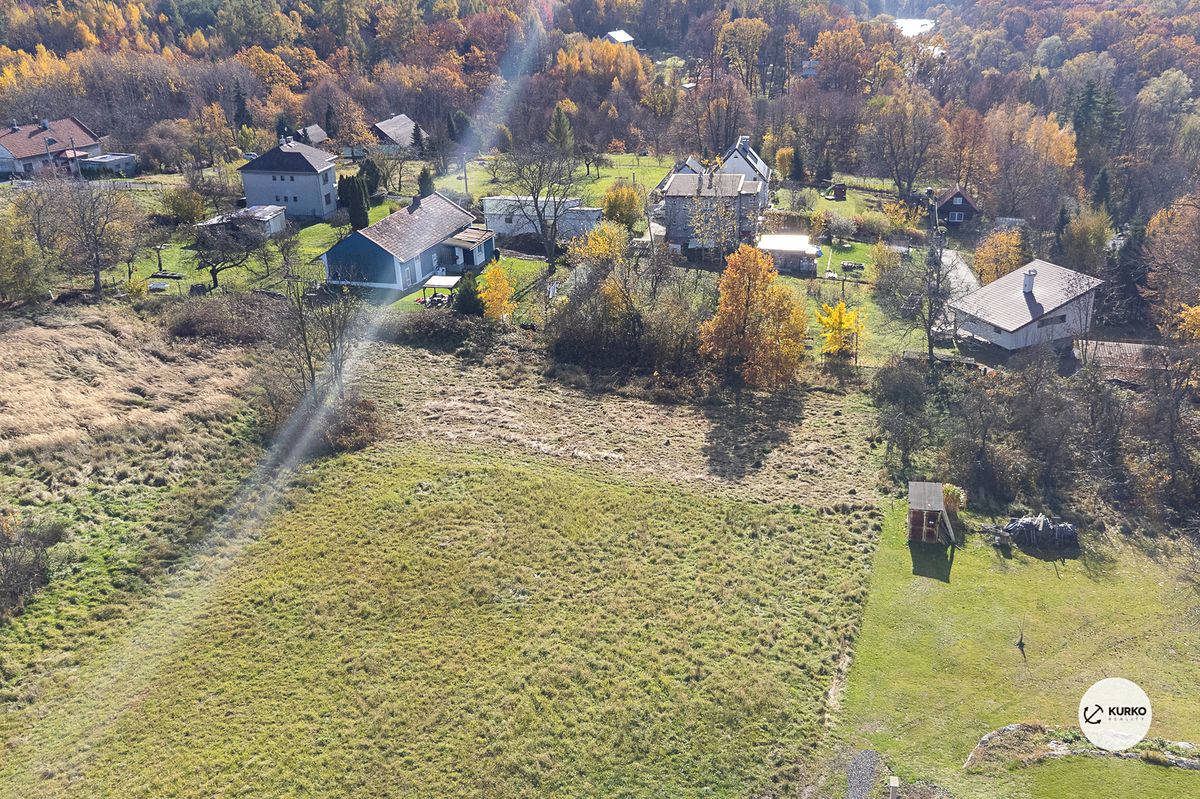 Prodej stavebního pozemku 1071 m² – fotografie 4